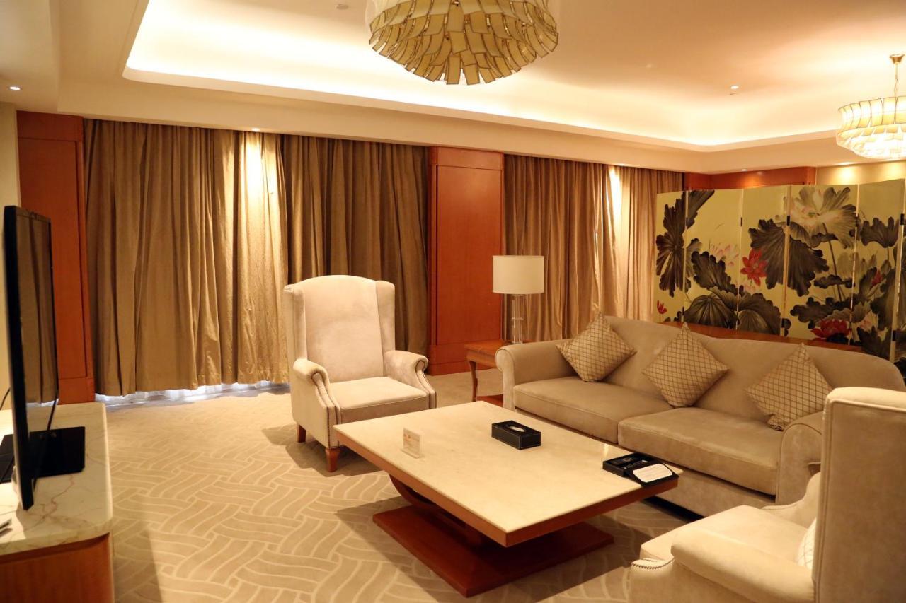 Huaguoshan Hotel Ляньюньган Екстер'єр фото